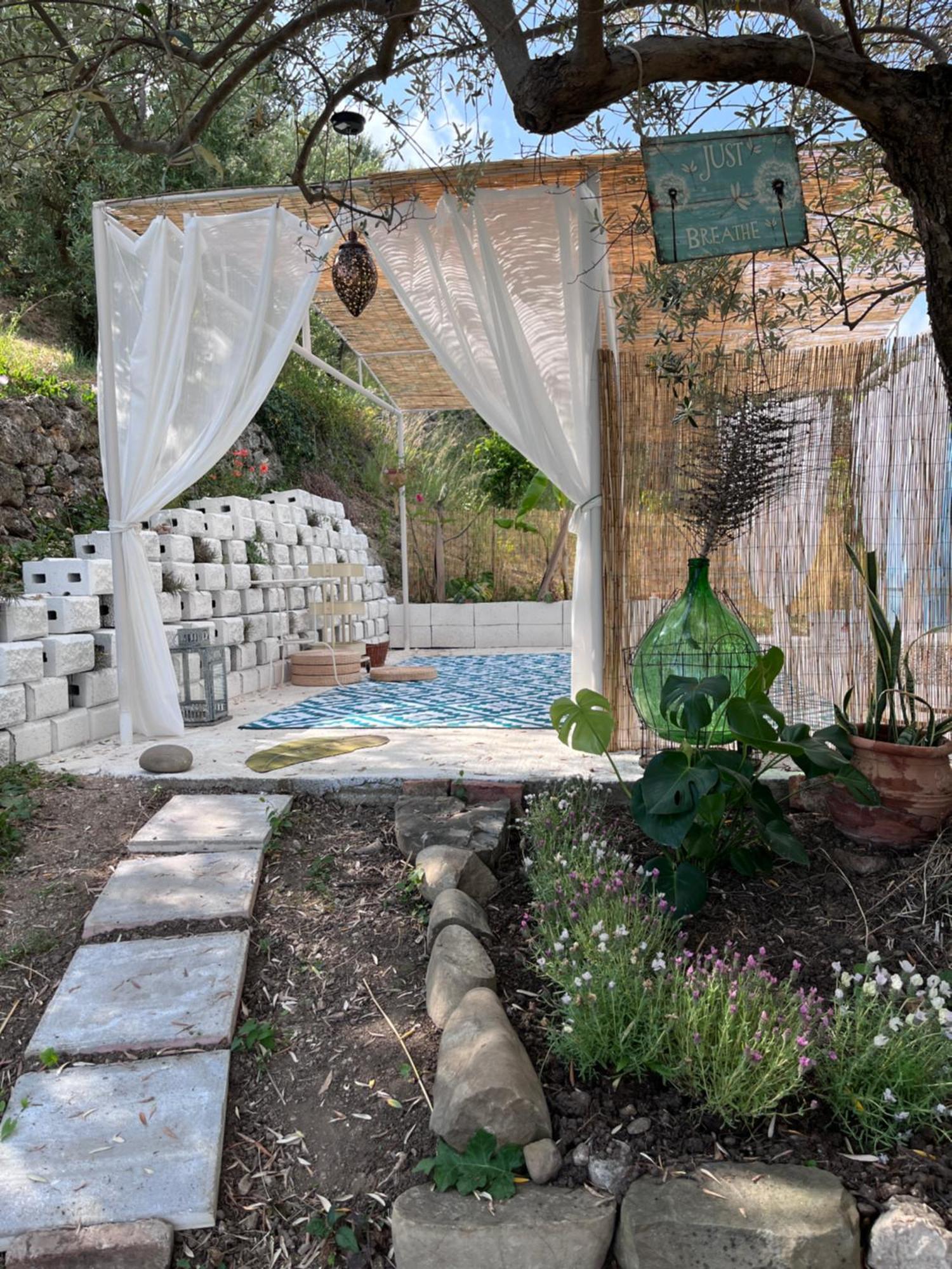 Giardino Di Sicilia Guest House Sant'Agata di Militello Luaran gambar